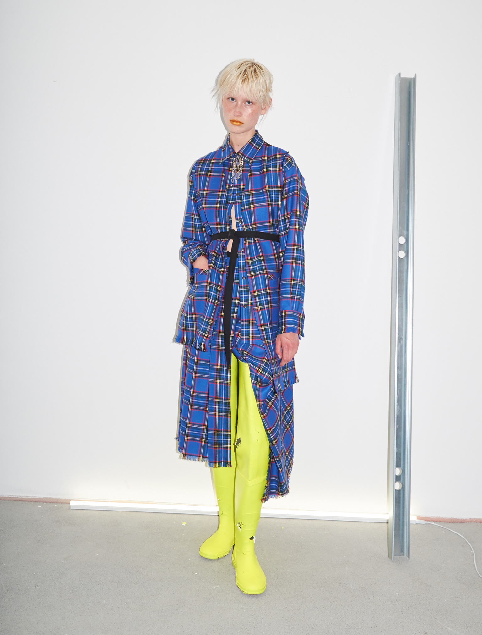 marios-women-blue-tartan-shirt-skirt-hp